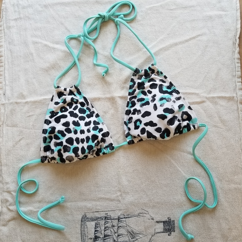 Leopard print bikini top